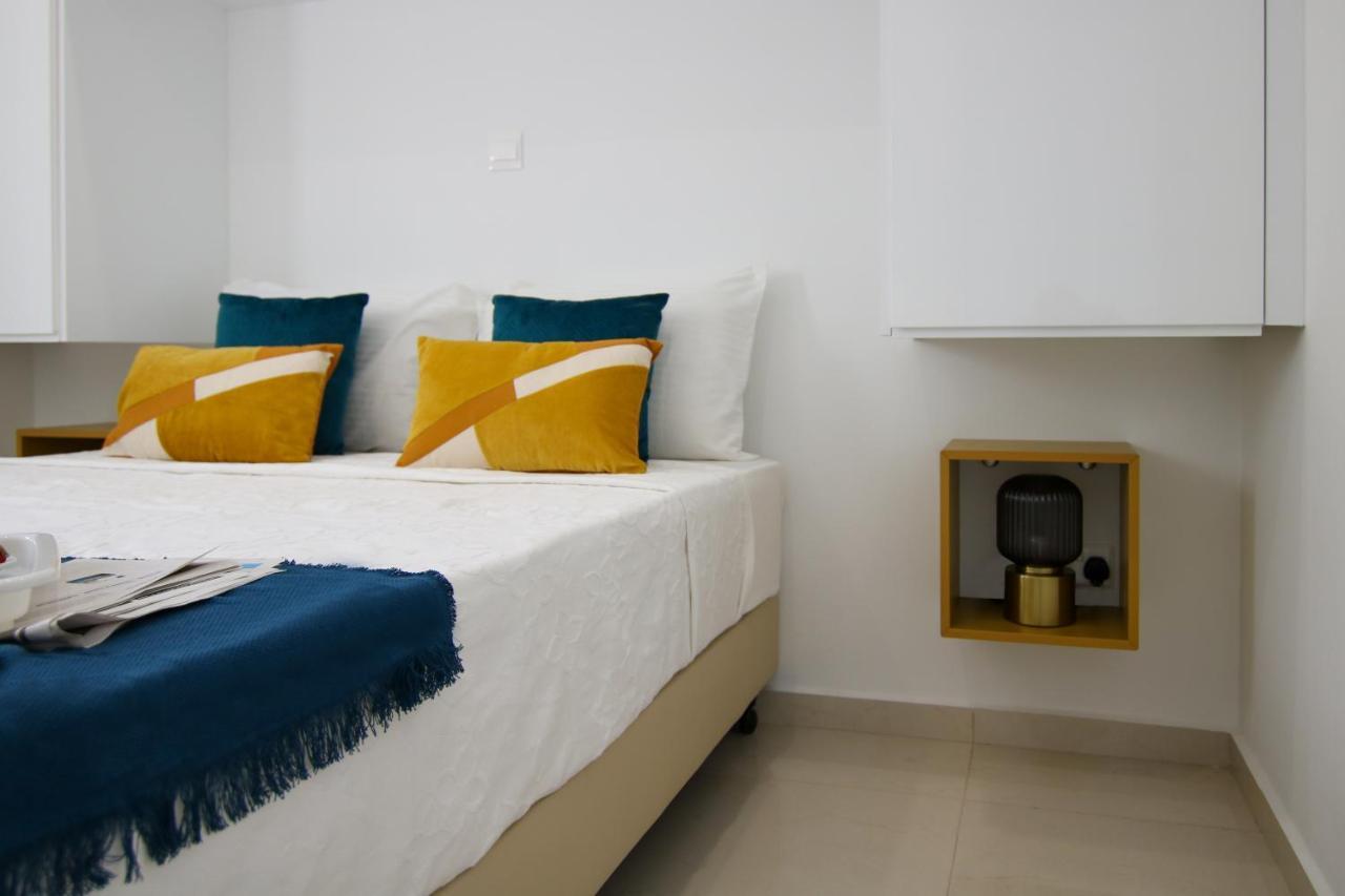 Phaedrus Living: Seaview Gold Flat Lighthouse 48 Apartment Paphos Exterior photo