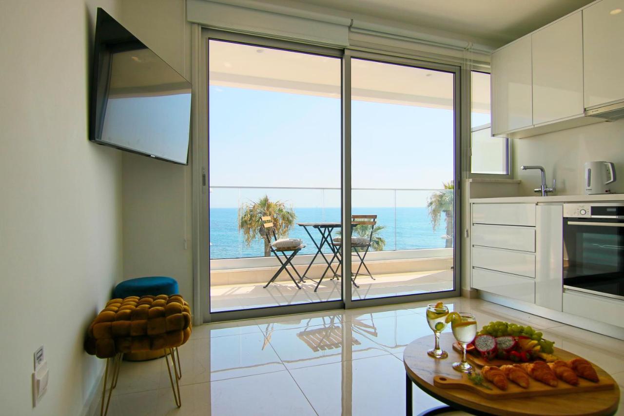 Phaedrus Living: Seaview Gold Flat Lighthouse 48 Apartment Paphos Exterior photo